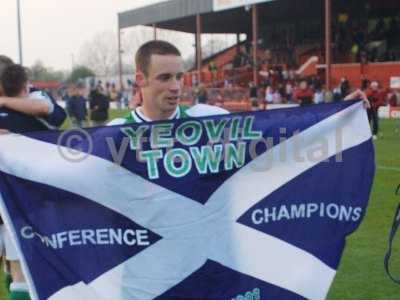 mcindoewithscotlandflag5.jpg