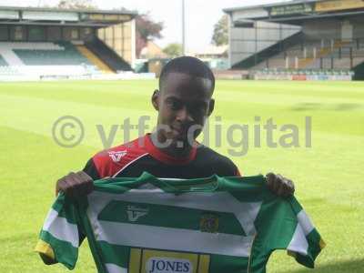 20110912 - Gavin Massey signing 005.JPG