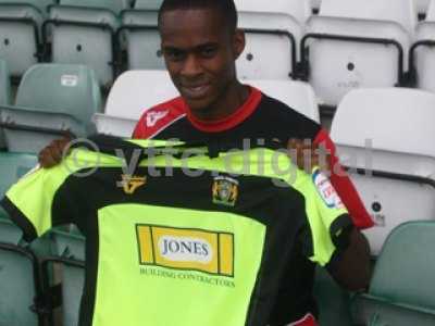 20110912 - Gavin Massey signing 057web.jpg