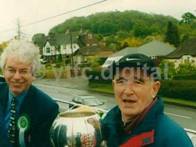 fa trophy bus tour 001-1