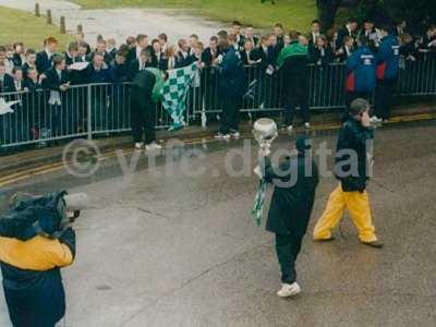 Fa trophy celebrations 001-3