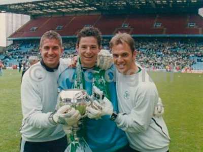 Fa trophy celebrations 010