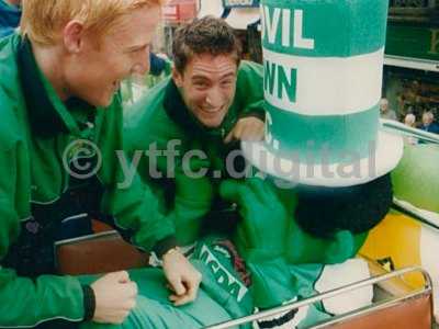 Fa trophy celebrations 016-2