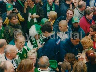 Fa trophy celebrations 016-1