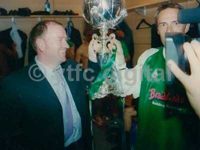 fa trophy winners 010-1