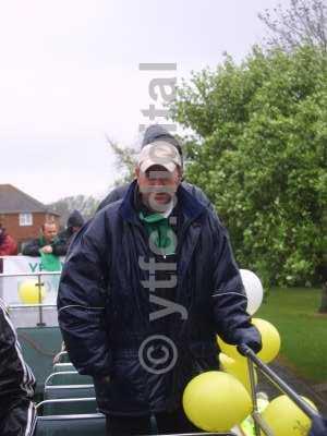 gary on bus2