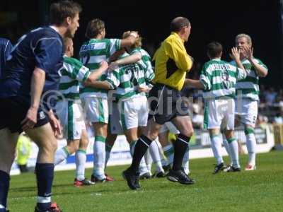 celebration2 goal 1 southend.jpg